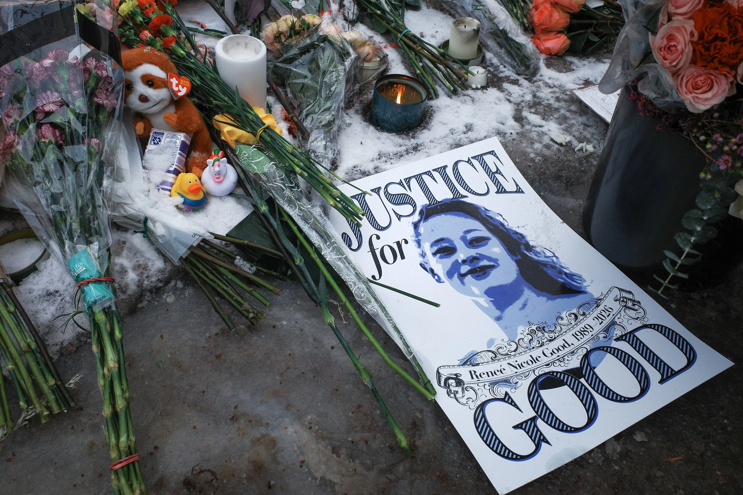 Ice Shoots and Kills US Citizen in Minneapolis