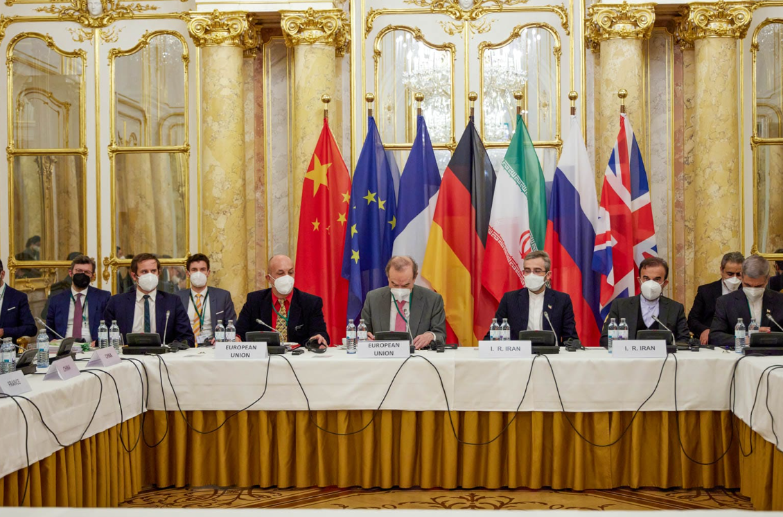 Iran Deal Nears as Global Stakes Rise